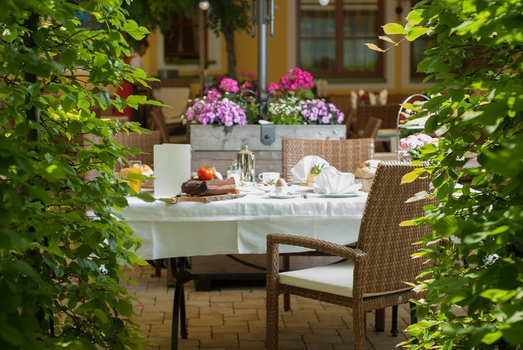 Hotel Brückenwirt Sankt Johann im Pongau Exterior foto
