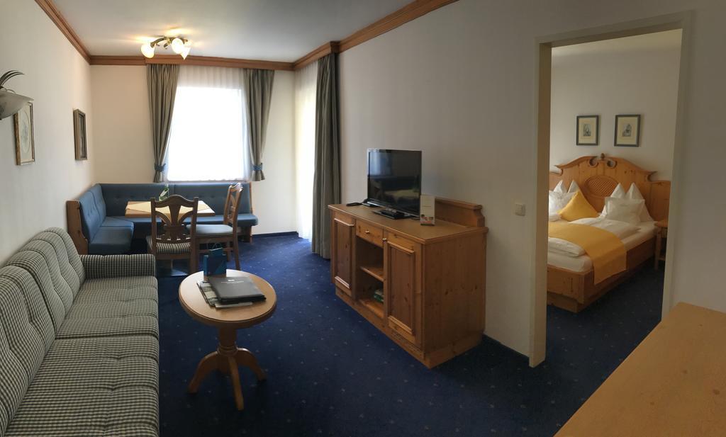 Hotel Brückenwirt Sankt Johann im Pongau Habitación foto